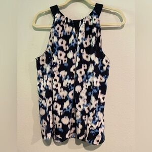 Ellen Tracy women’s blue and white printed tank top. Size L